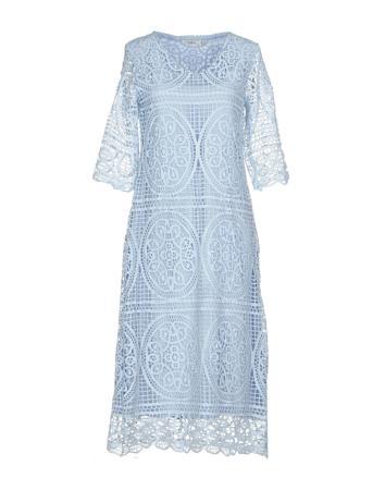 Платье DARLING