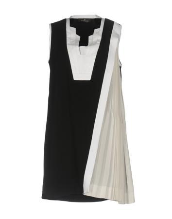 Платье CAPUCCI