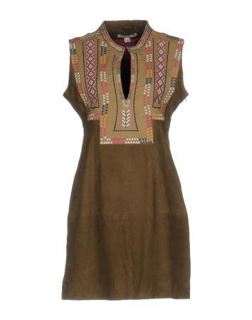 Платье ALPHAMOMENT