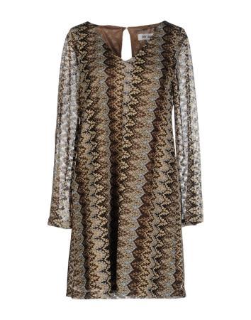 Платье DRY LAKE.