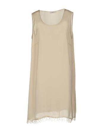 Платье PERSONA