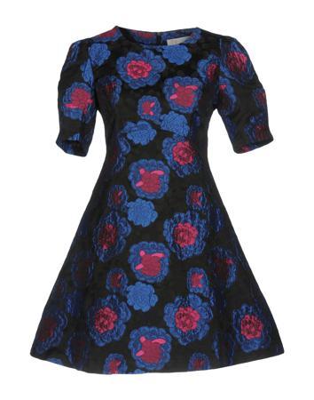 Платье CHARMING Платье CHARMING