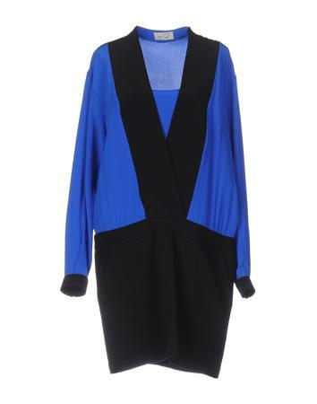 Платье KI6? WHO ARE YOU?