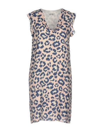 Платье DRY LAKE.