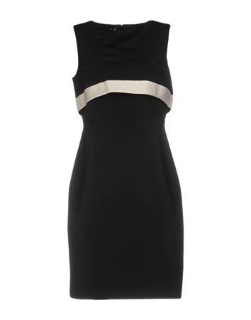 Платье MOSKADA Платье MOSKADA