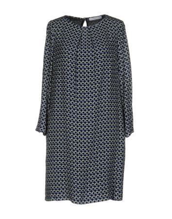 Платье CARACTÈRE