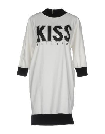 Платье FOLLOW US