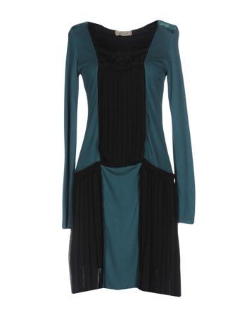 Платье KI6? WHO ARE YOU?