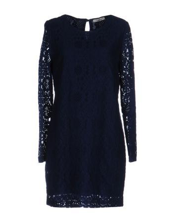 Платье DARLING