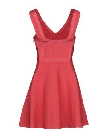 Платье GUESS