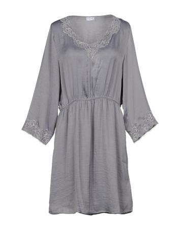 Платье JACQUELINE de YONG