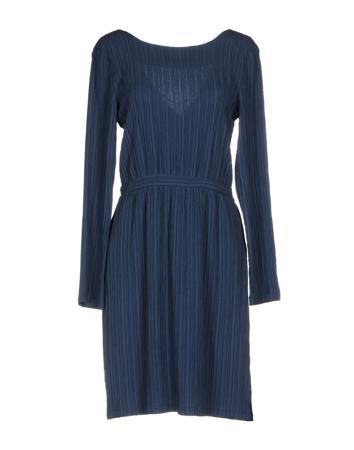 Платье MINIMUM