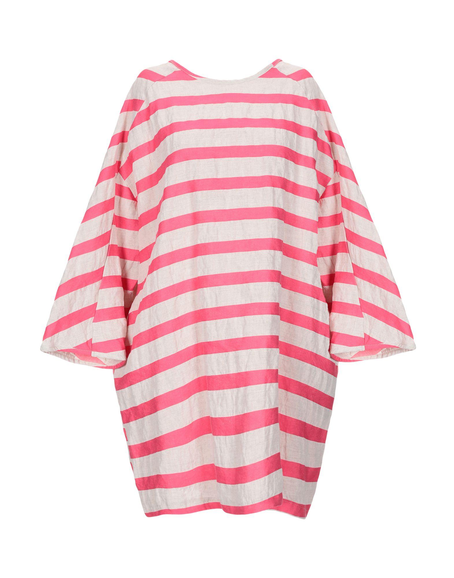 Короткое платье  - Розовый цвет