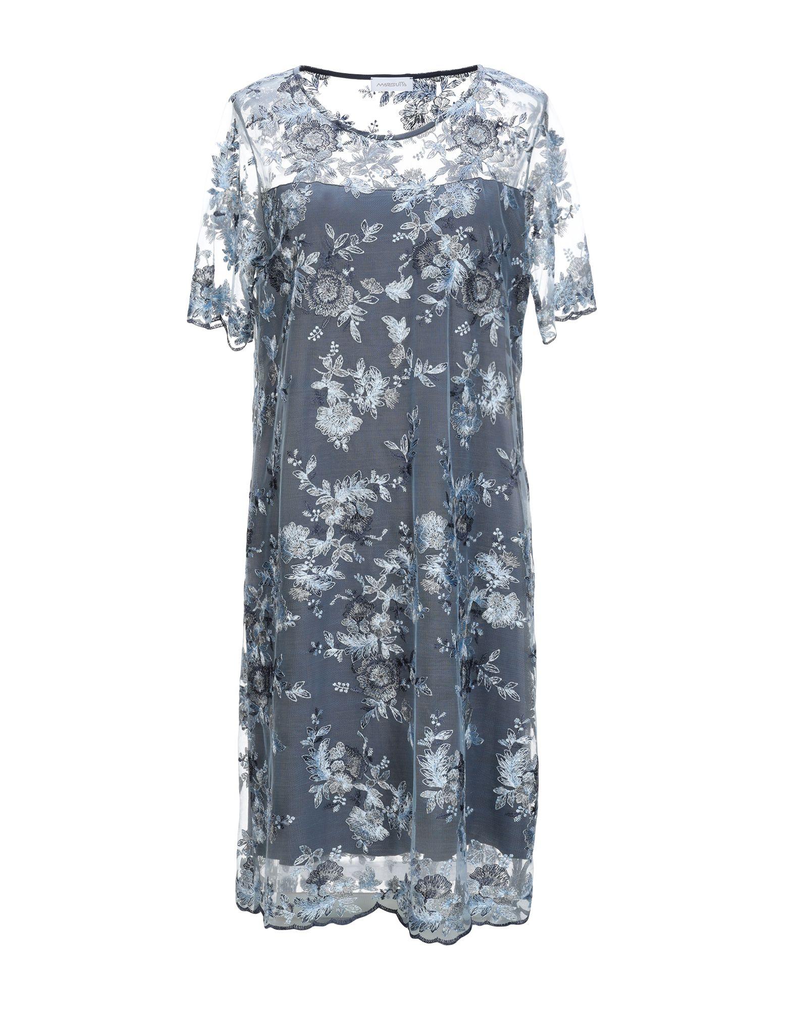 Короткое платье  - Голубой цвет