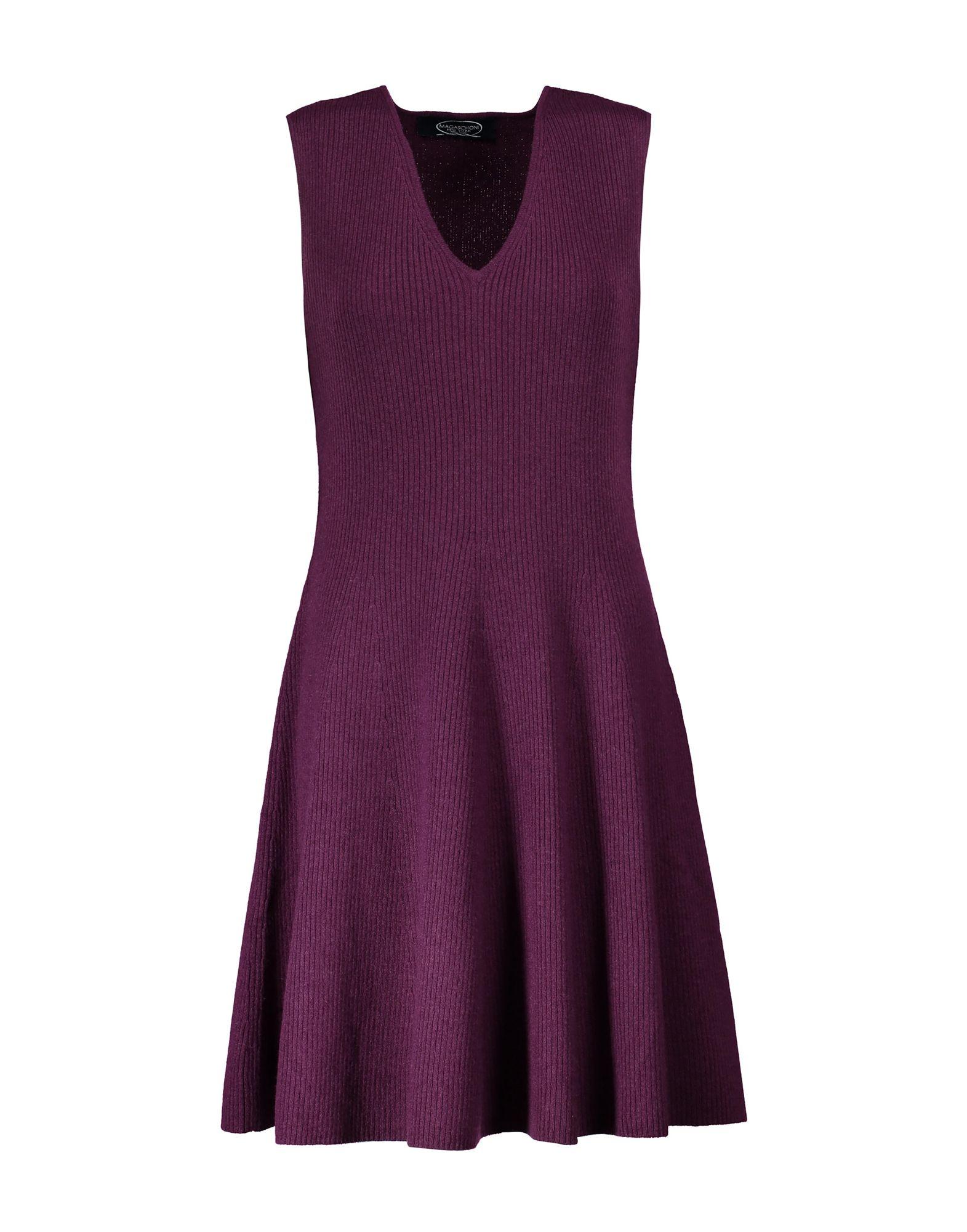 Короткое платье  - Розовый цвет