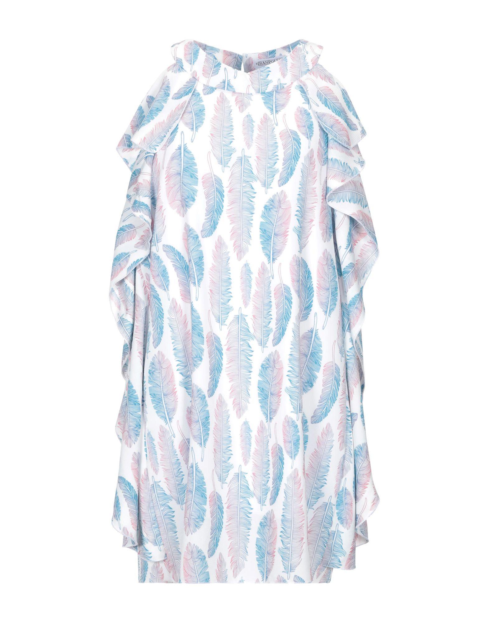 Короткое платье  - Белый цвет