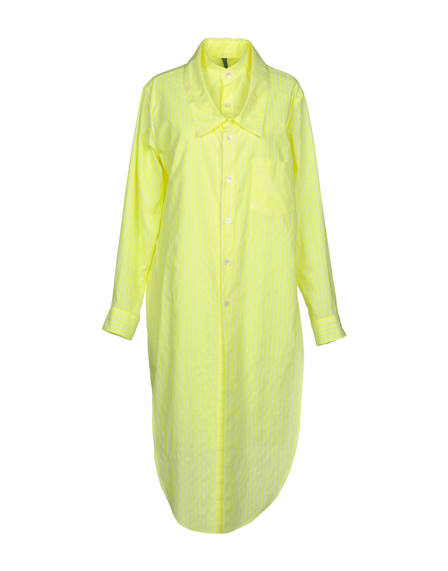 Короткое платье  - Желтый цвет