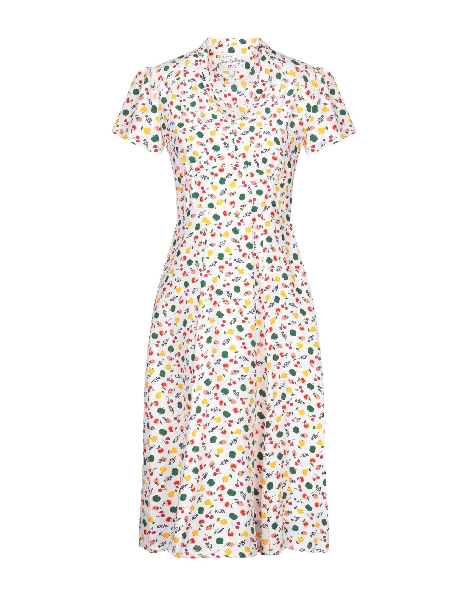 Платье до колена  - Белый цвет