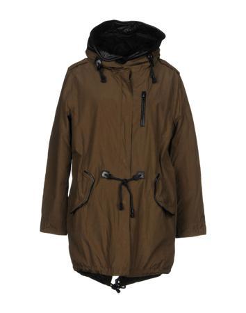 Пуховик MACKAGE