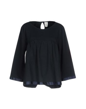 Толстовка POUR MOI