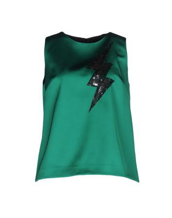 Топ SIMONA CORSELLINI