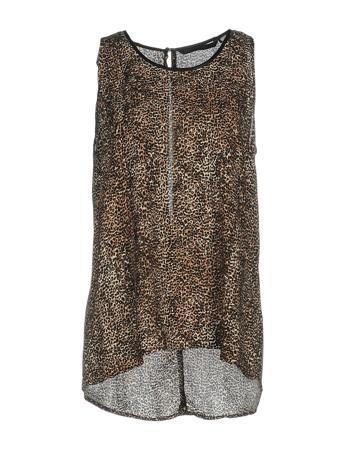 Топ SILVIAN HEACH