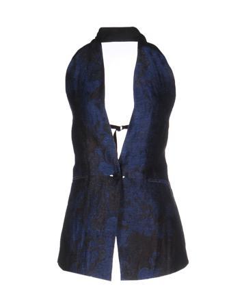 Топ ISABEL BENENATO