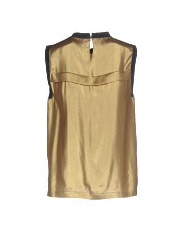 Топ BRUNELLO CUCINELLI
