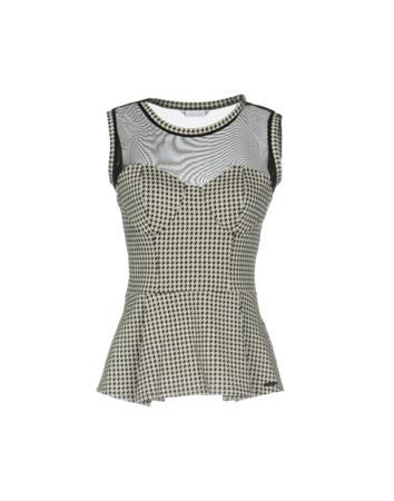 Топ GUESS Топ GUESS