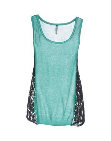 Топ GUESS Топ GUESS