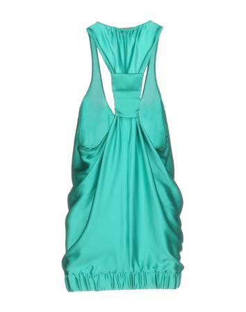 Топ VERONICA TOSCANO