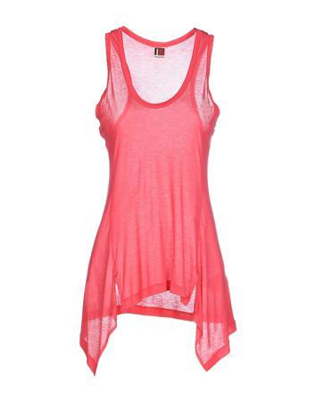 Топ I'M ISOLA MARRAS