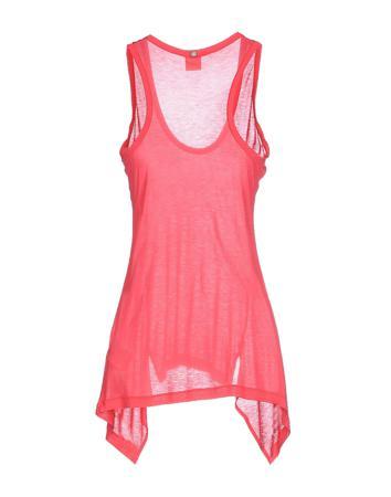 Топ I'M ISOLA MARRAS