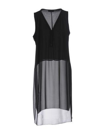 Топ MNML COUTURE