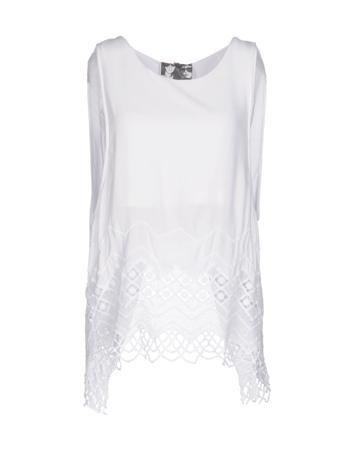 Топ YOUNG FABULOUS & BROKE