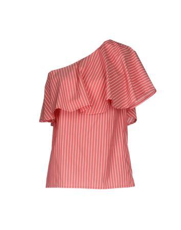 Топ RUE•8ISQUIT