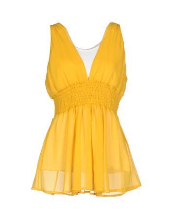 Топ RUE•8ISQUIT