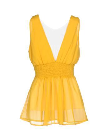 Топ RUE•8ISQUIT