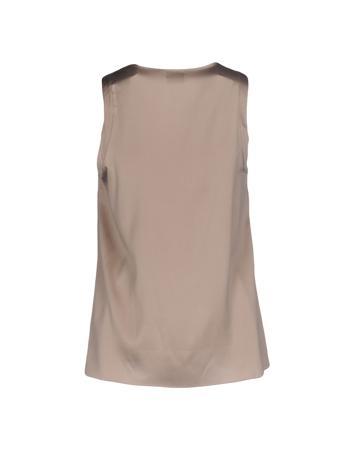 Топ BRUNELLO CUCINELLI