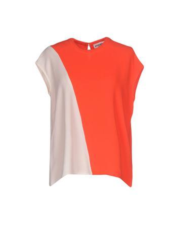 Топ ESSENTIEL ANTWERP