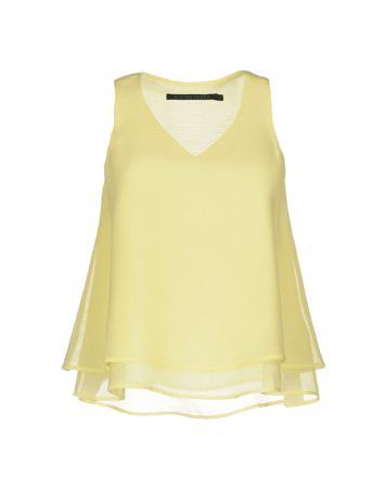 Топ SILVIAN HEACH