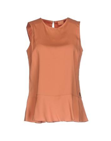 Топ BRUNELLO CUCINELLI