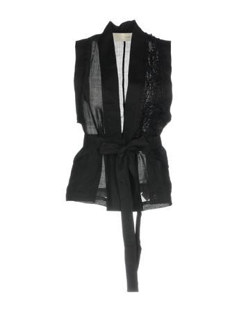 Топ ISABEL BENENATO