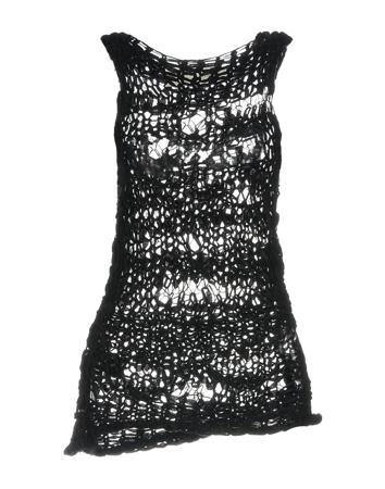 Топ ISABEL BENENATO