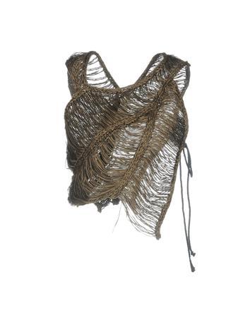 Топ ISABEL BENENATO