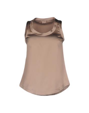 Топ BRUNELLO CUCINELLI