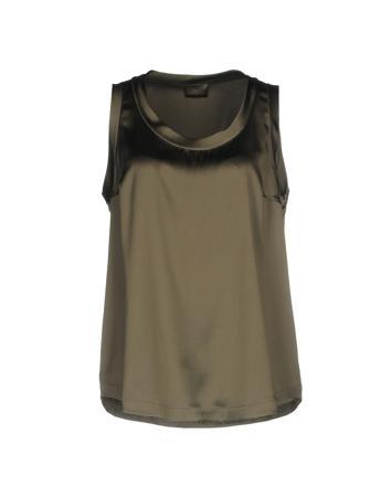 Топ BRUNELLO CUCINELLI