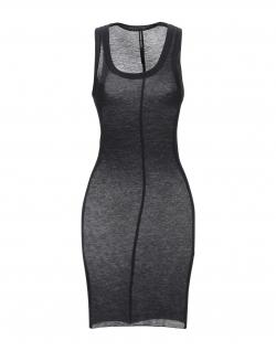 Топ ISABEL BENENATO