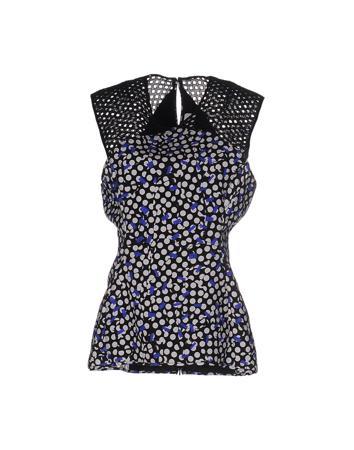 Топ EMILIO de la MORENA