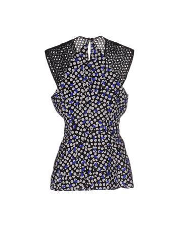 Топ EMILIO de la MORENA